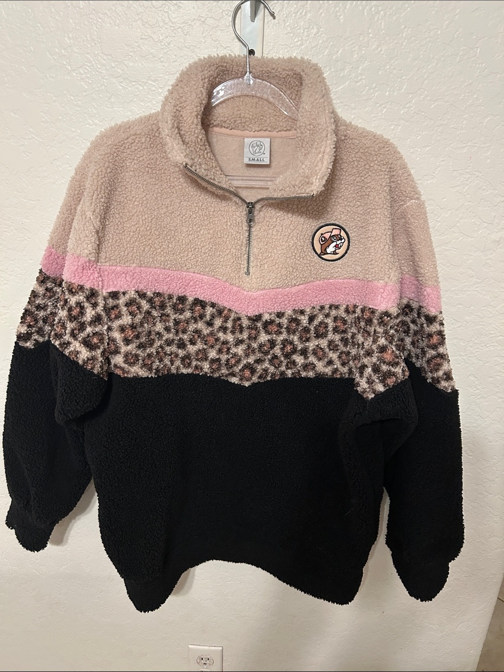 🧩Buc-ee’s Sherpa Half zip pullover color block animal cheetah print size S GUC - Picture 3 of 9